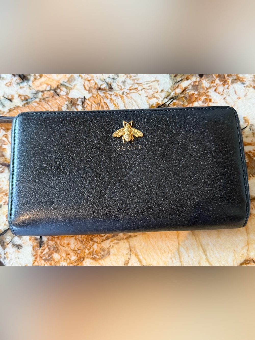 Gucci Animalier Bee Leather Zip Around Wallet Gold Hardware Authentic Luxury